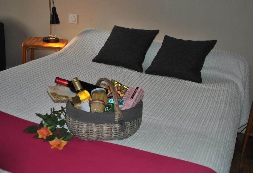 Отель Auberge Du Porche