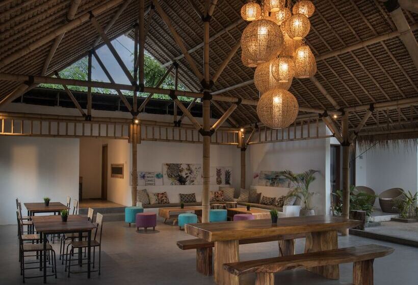 ホテル Jago Gili Air