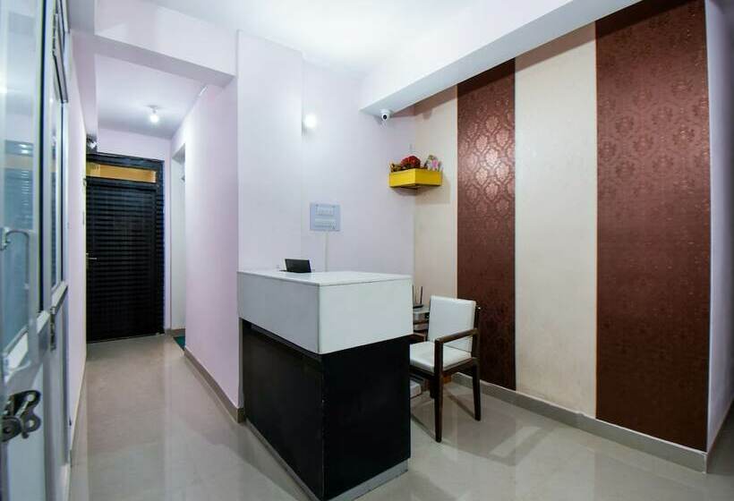 בית מלון כפרי Oyo 28221 Near P&m Mall