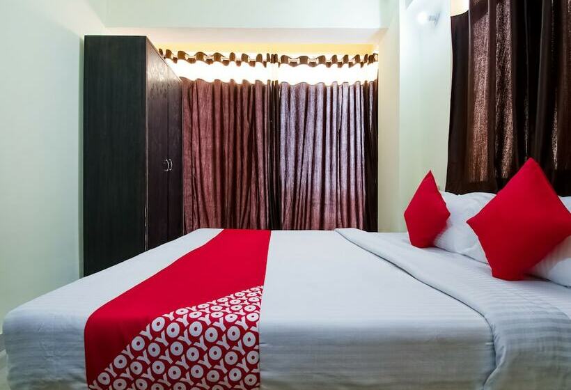 בית מלון כפרי Oyo 28221 Near P&m Mall