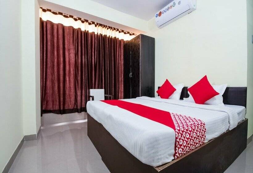 בית מלון כפרי Oyo 28221 Near P&m Mall