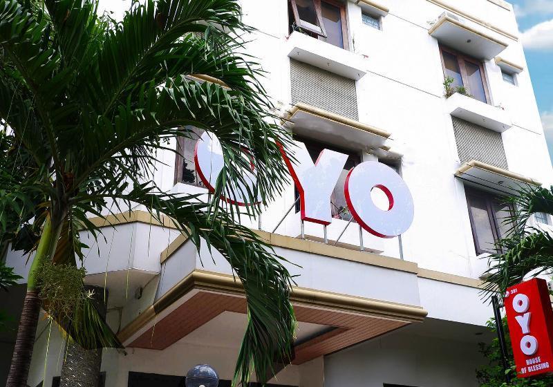 Hotel Oyo 381 House Of Blessing Residence