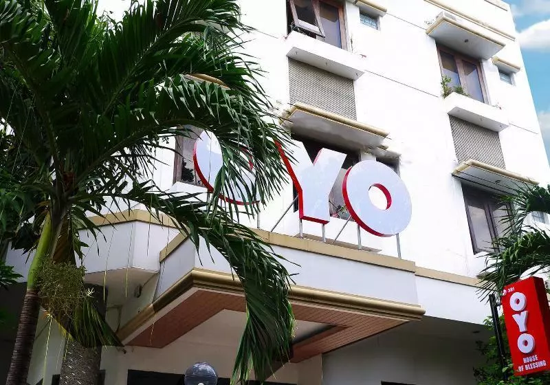 ホテル Oyo 381 House Of Blessing Residence