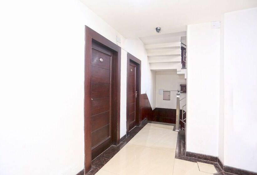 Oyo 19309 Hotel Rajshree