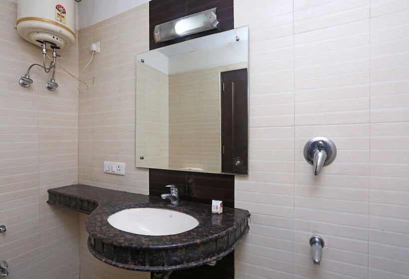 Oyo 19309 Hotel Rajshree