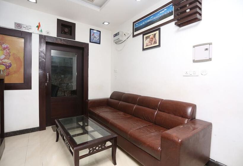 Oyo 19309 Hotel Rajshree