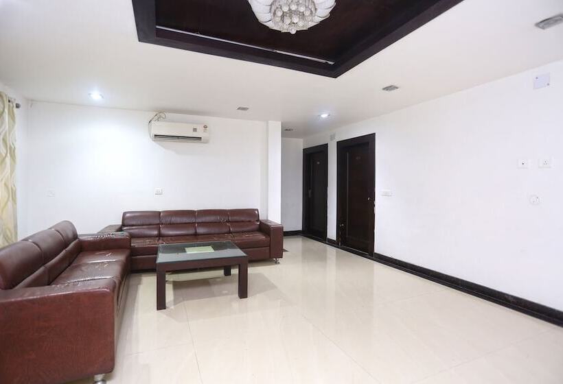 Oyo 19309 Hotel Rajshree