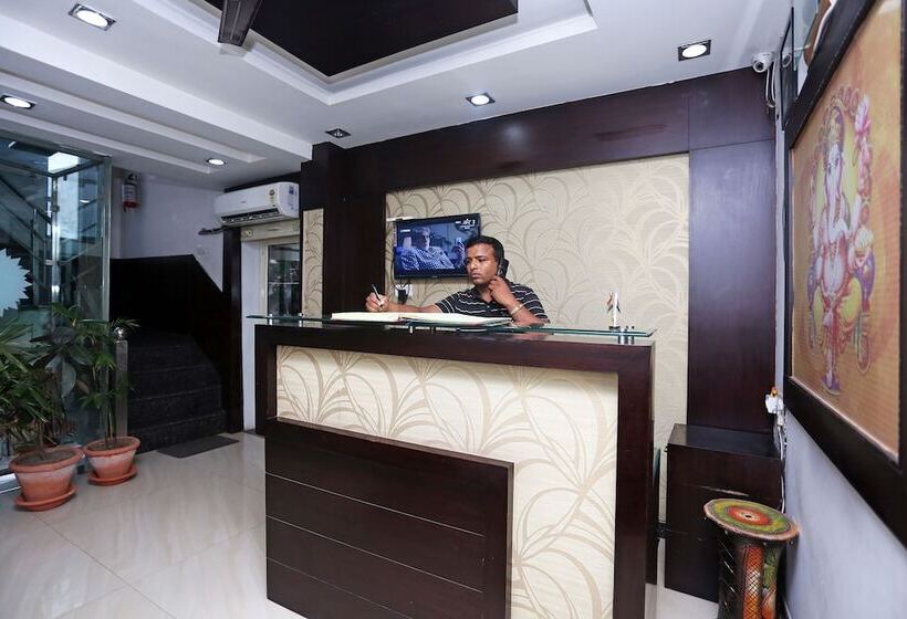 Oyo 19309 Hotel Rajshree