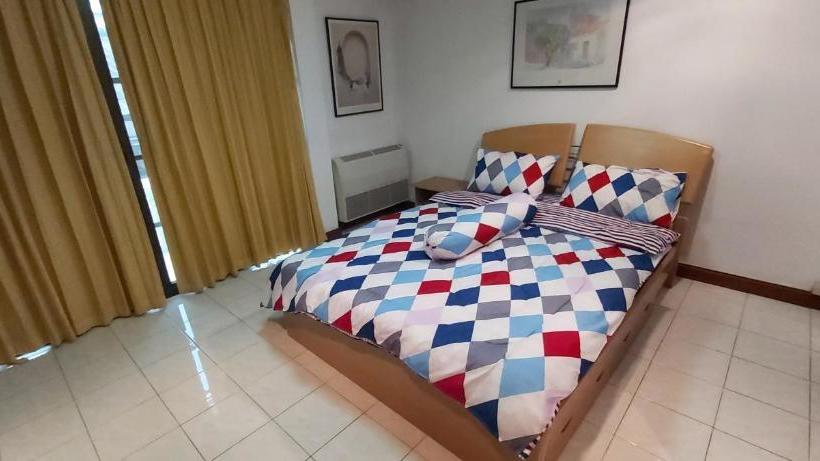 Hostel Al Jomtien Guesthouse