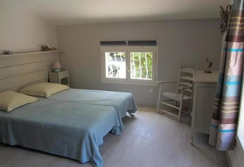 Aamiaismajoitus (B&B) Villa Batelo