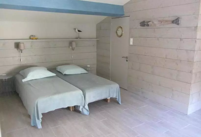 Aamiaismajoitus (B&B) Villa Batelo