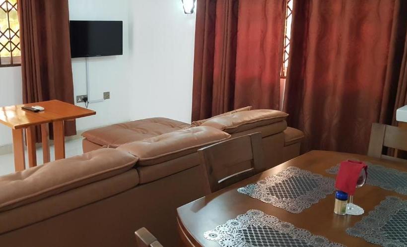 Ibisa Hotel Takoradi