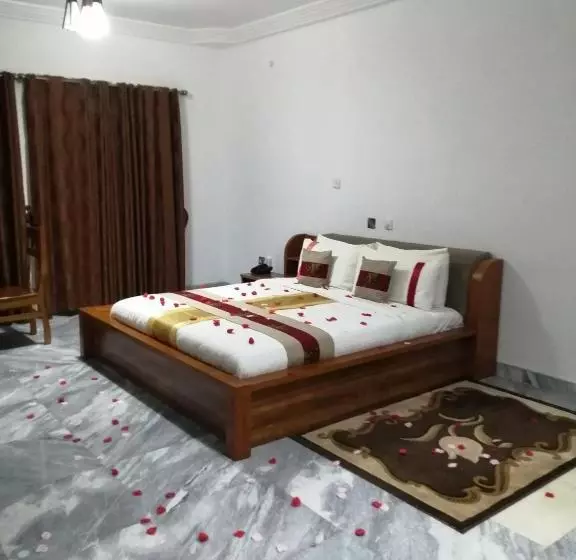 Ibisa Hotel Takoradi
