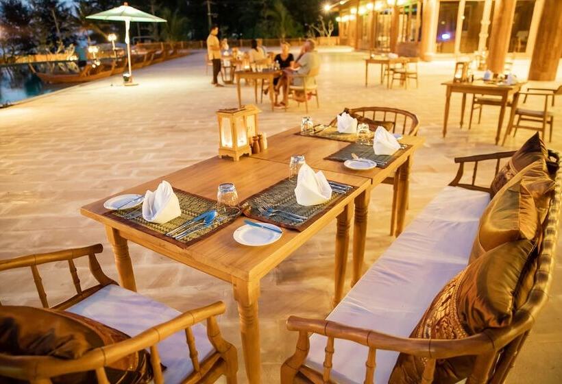 Santhiya Phuket Natai Resort & Spa