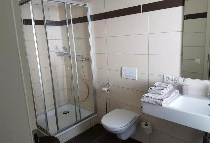 Auberge De La Couronne