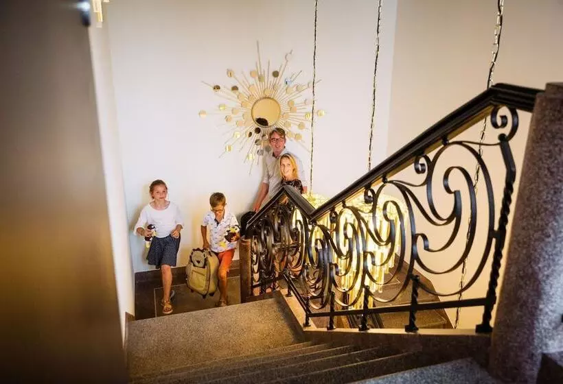 C Hotels Continental