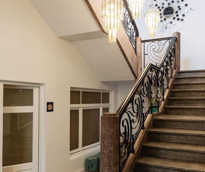 C Hotels Continental