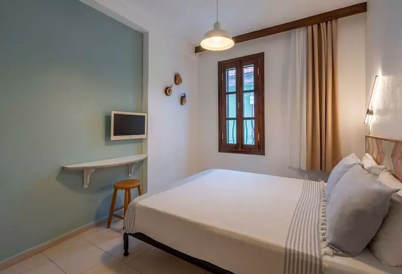 ホテル Bouti Ayvalık