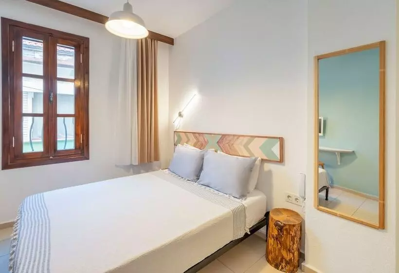 ホテル Bouti Ayvalık