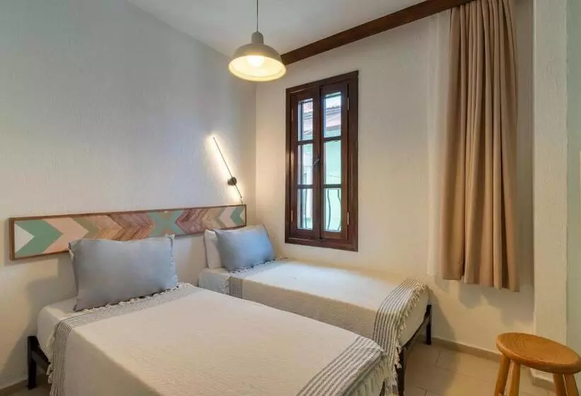 ホテル Bouti Ayvalık