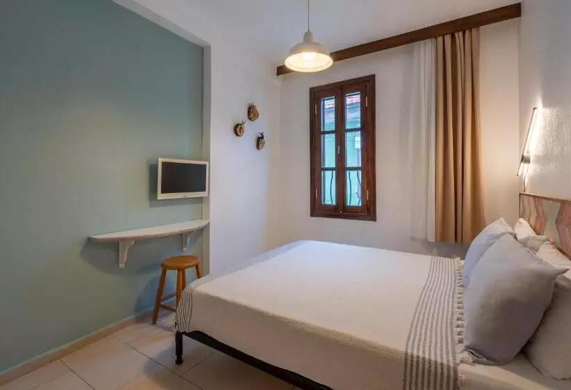 ホテル Bouti Ayvalık