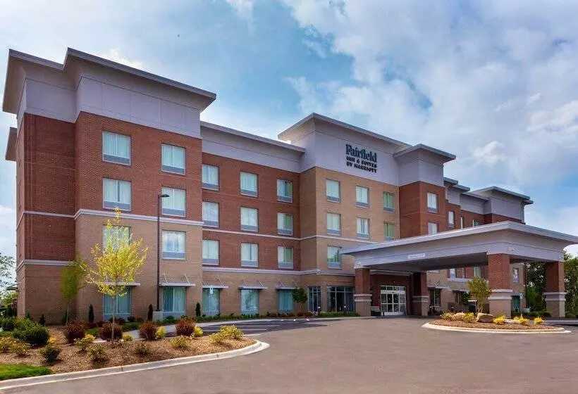 ホテル Fairfield Inn & Suites Charlotte Pineville