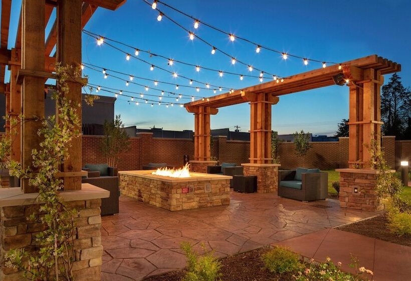 فندق Fairfield Inn & Suites Charlotte Pineville