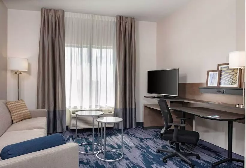 ホテル Fairfield Inn & Suites Charlotte Pineville