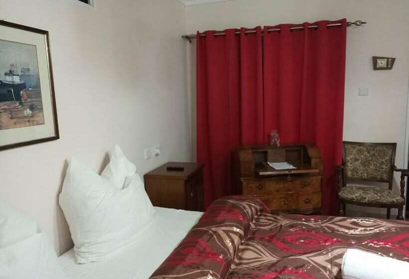 هتل Mlima View Gardens