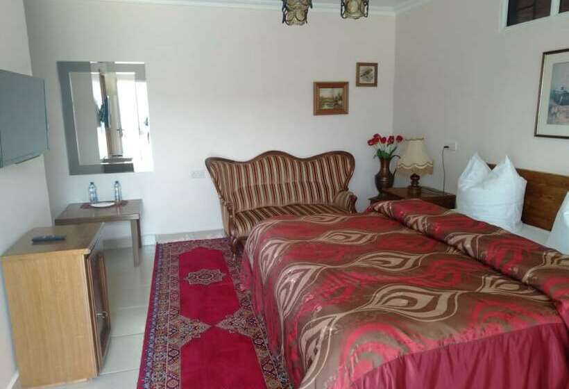 هتل Mlima View Gardens