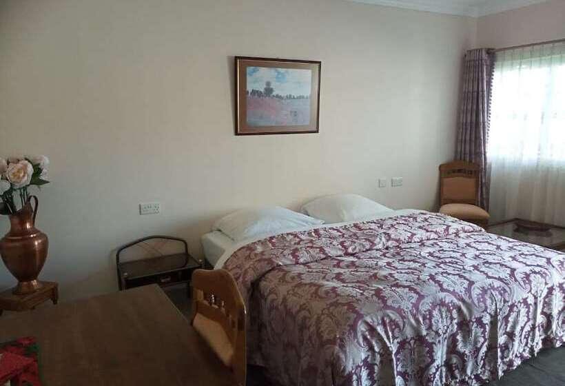 هتل Mlima View Gardens