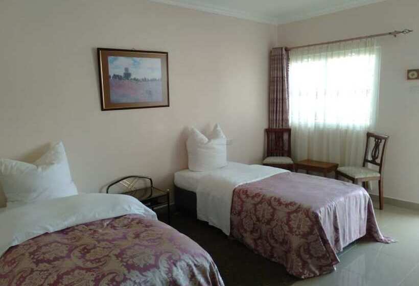 هتل Mlima View Gardens