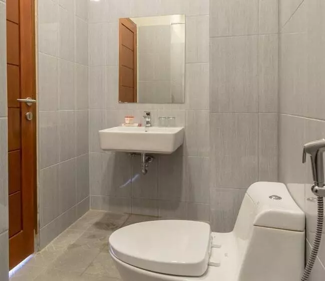 ホテル Capital O 436 Raz Residence