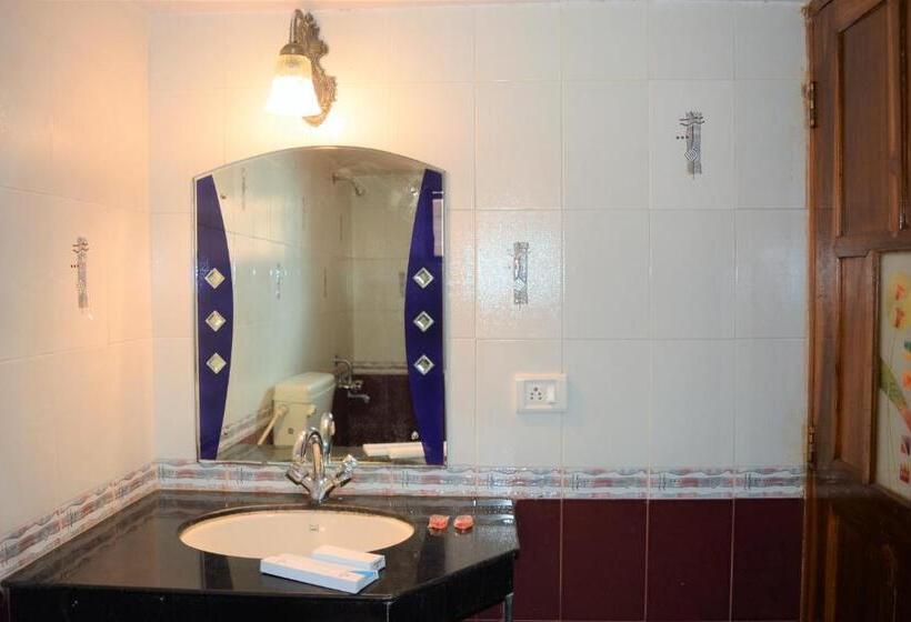 בית מלון כפרי Sonika S Paradise