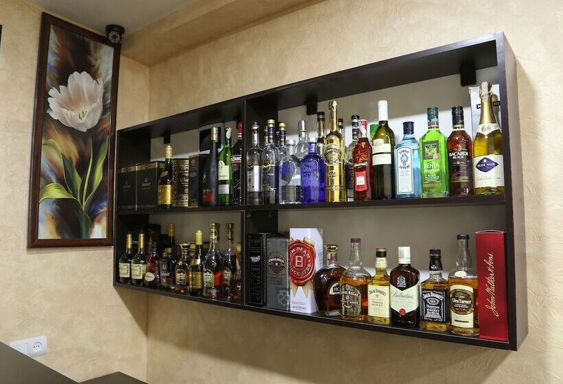 Lovely Hotel In Centre