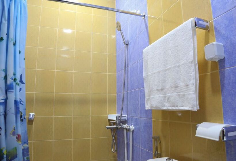 Lovely Hotel In Centre