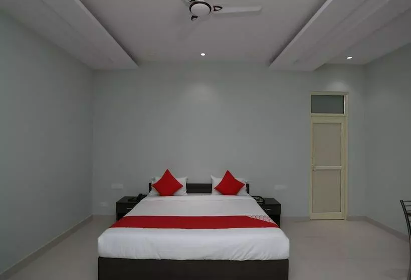 Oyo 18314 Hotel Kailash Mansarovar And Banquet Hall