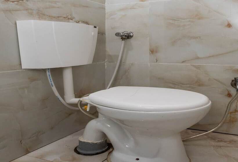 Oyo 18314 Hotel Kailash Mansarovar And Banquet Hall