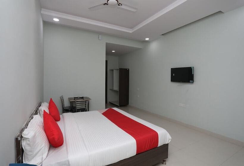 Oyo 18314 Hotel Kailash Mansarovar And Banquet Hall