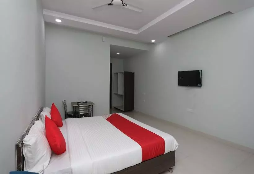 Oyo 18314 Hotel Kailash Mansarovar And Banquet Hall