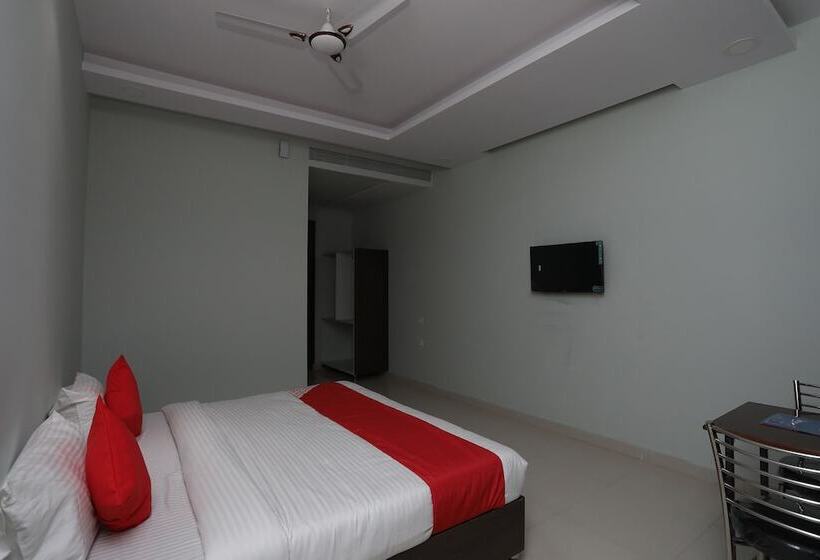 Oyo 18314 Hotel Kailash Mansarovar And Banquet Hall