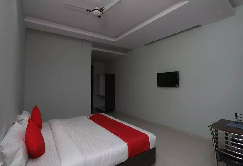 Oyo 18314 Hotel Kailash Mansarovar And Banquet Hall