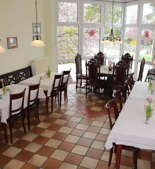 Majatalo Gästehaus Kirschgarten