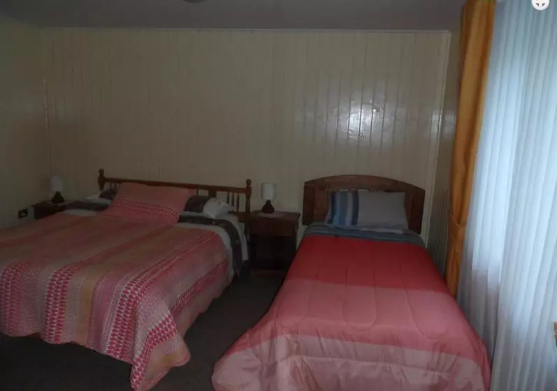 پانسیون Hostal El Mirador 2
