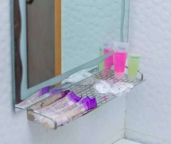 ペンション Lwin Bagan Motel