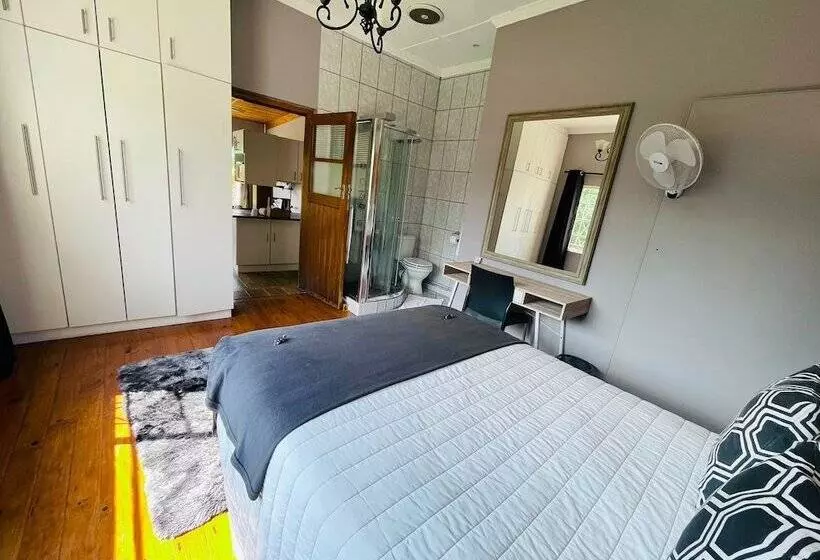 Majatalo Madeira Bed