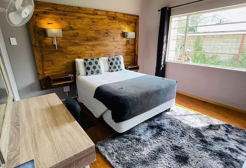 Majatalo Madeira Bed