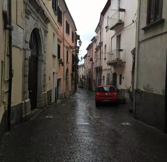 تختخواب و صبحانه Sagittabondo