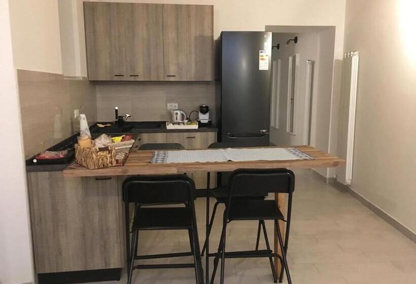 تختخواب و صبحانه Sagittabondo