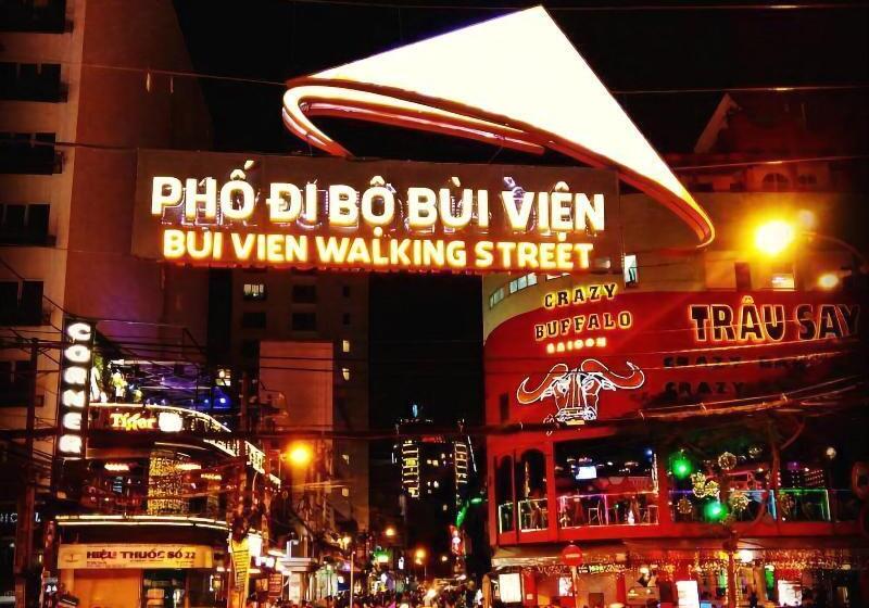 White Diamond Hotel   Airport